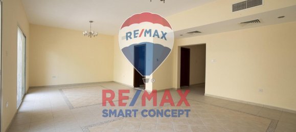 Вилла с 2 спальнями в Абу-Даби, ОАЭ № 66851 4