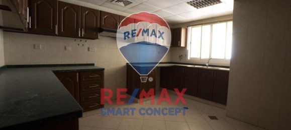 Вилла с 2 спальнями в Абу-Даби, ОАЭ № 66851 7