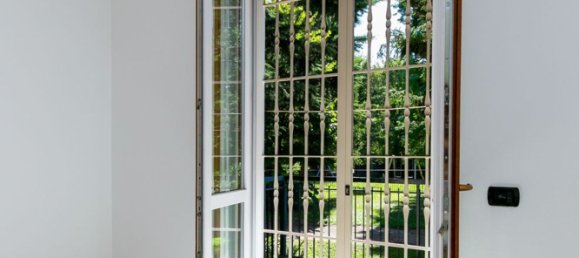 Apartamento de 3 dormitorios en Saronno, Italy No. 363553 14