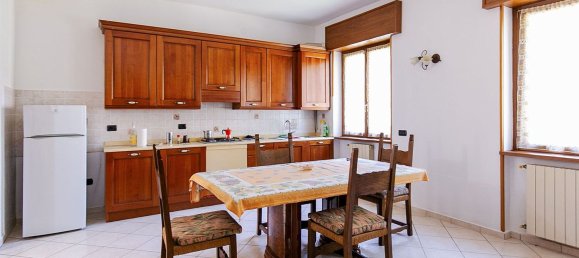 Apartamento de 3 dormitorios en Saronno, Italy No. 363553 4