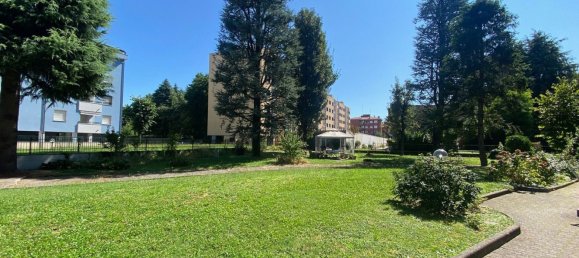 Apartamento de 3 dormitorios en Saronno, Italy No. 363553 15