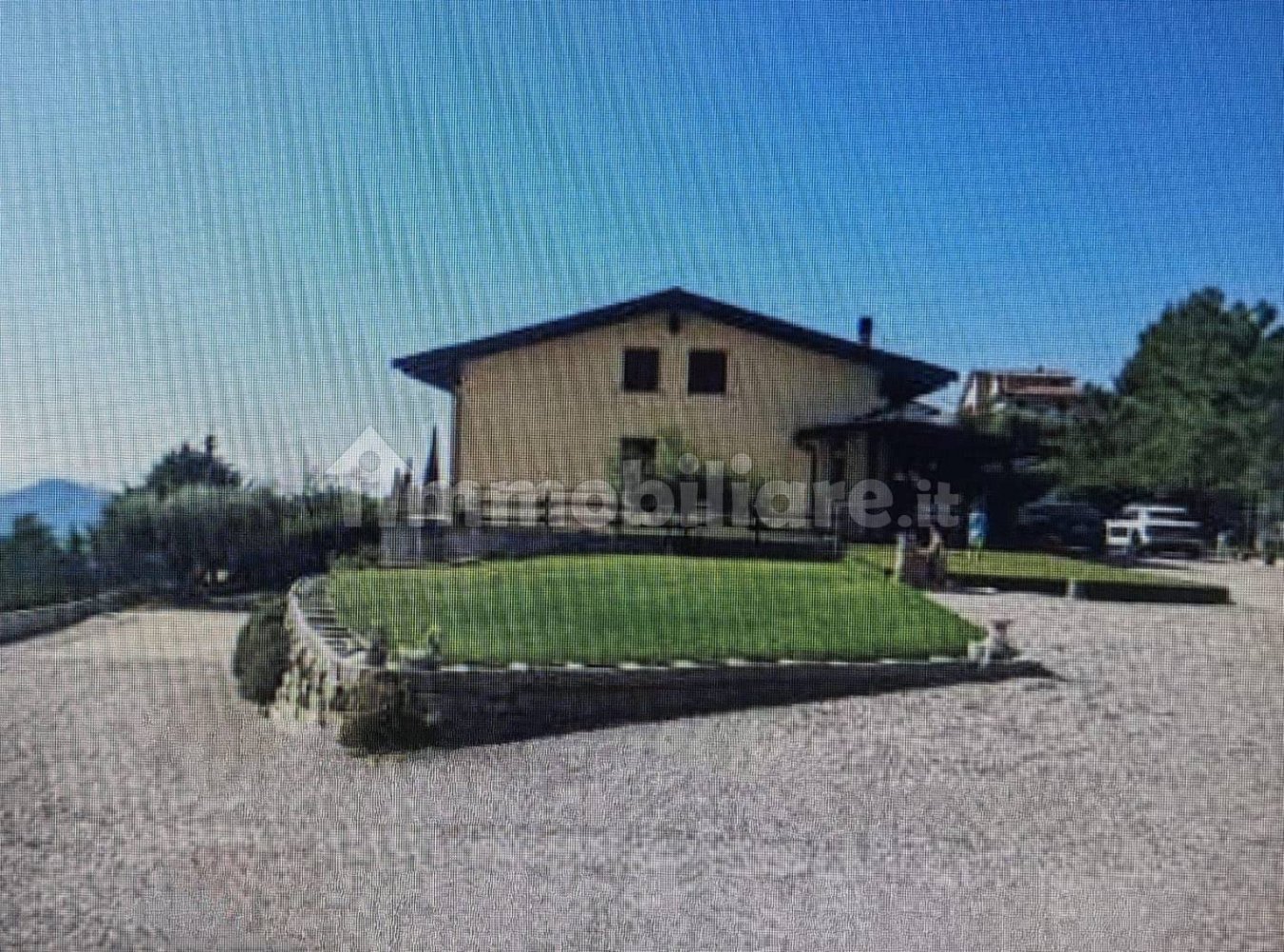 Villa de 4 dormitorios en Perugia, Italy No. 49953