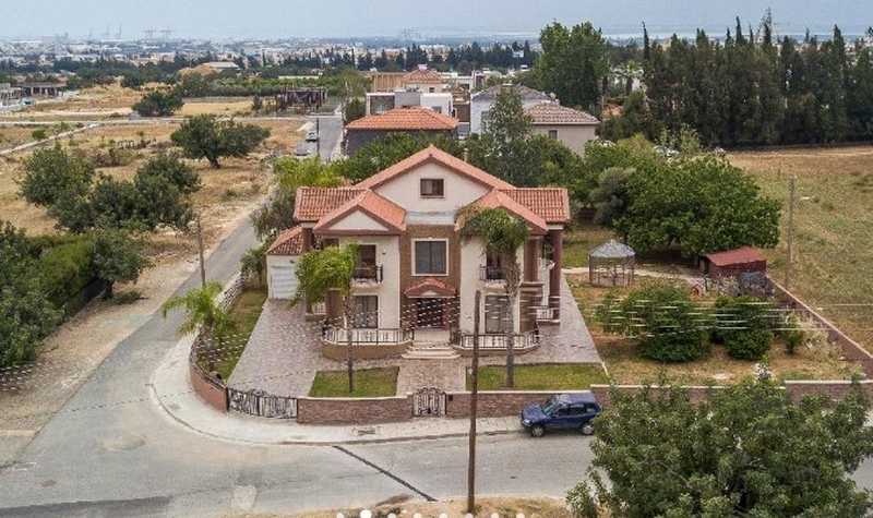 3 Schlafzimmer Gewerbliche Immobilie in Kato Polemidia, Cyprus, Nr. 20492