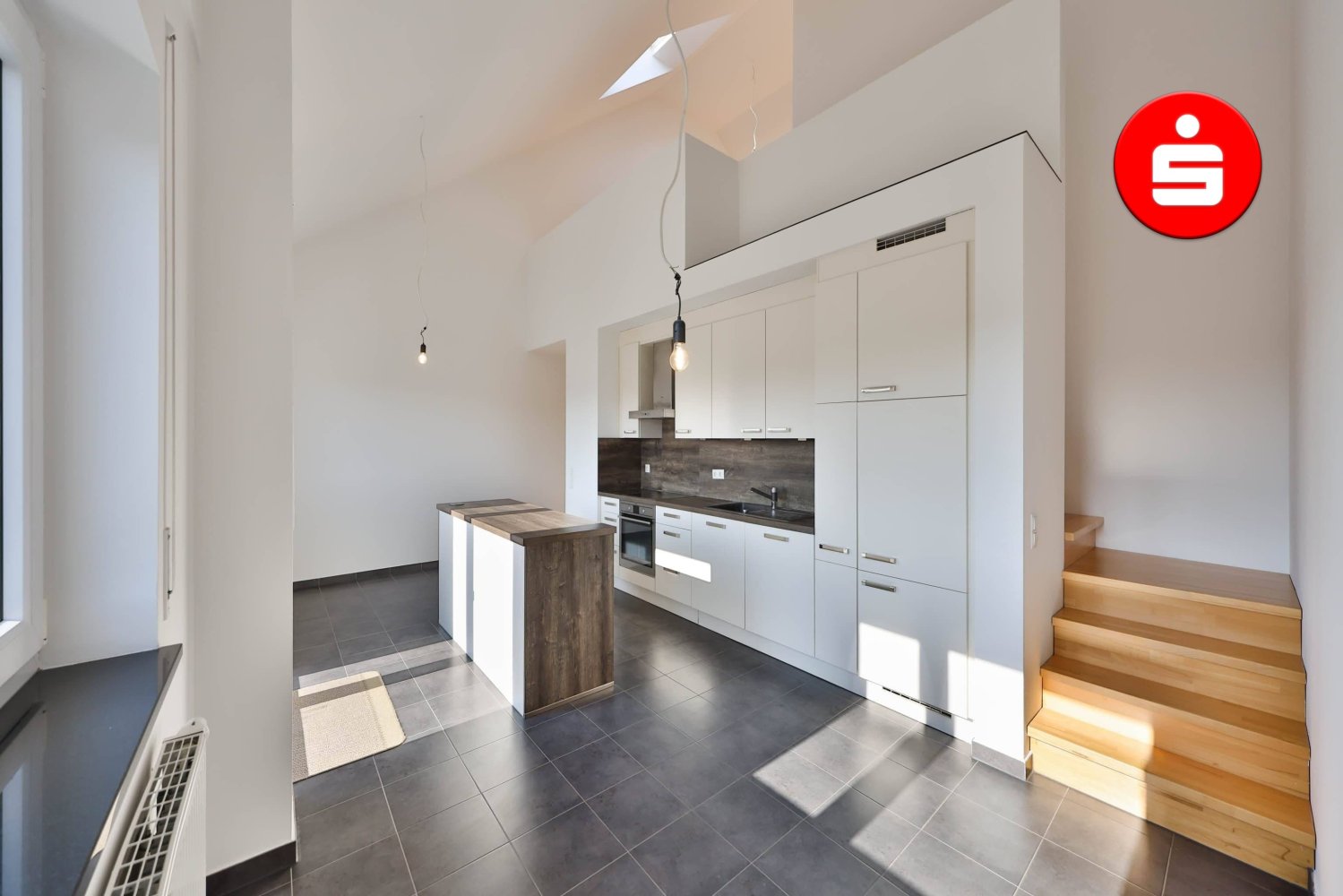 3 chambres Duplex à Nuremberg, Germany No. 197094