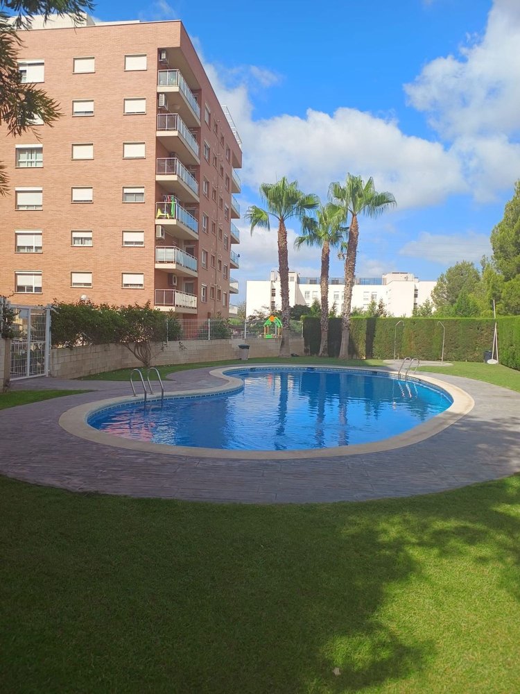 Квартира с 3 спальнями в Патерна, Испания № 253834