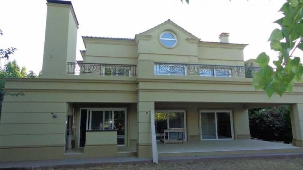 Casa T4 em Pilar, Argentina N.º 78772