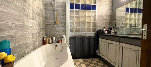 Casa de 3 dormitorios en Bousies, France No. 216413 6