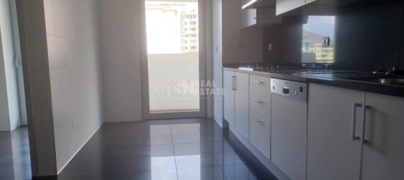 Квартира с 3 спальнями в Фуншал, Португалия № 100971 12