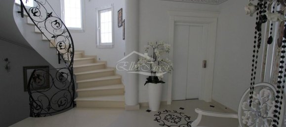 6 bedrooms Villa in Adeje, Spain No. 115911 14