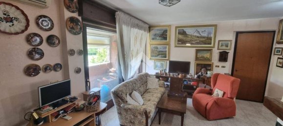 2 bedrooms Apartment in Gassino Torinese, Italy No. 270940 9