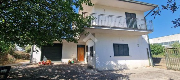 4 rooms House in Montesarchio, Italy No. 259003 26