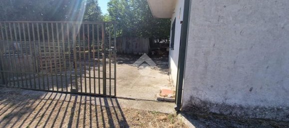 4 rooms House in Montesarchio, Italy No. 259003 18