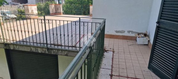 4 rooms House in Montesarchio, Italy No. 259003 7