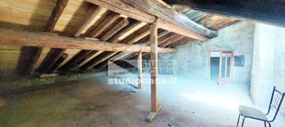 Apartamento de 2 dormitorios en Ardesio, Italy No. 361067 16