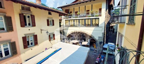 Apartamento de 2 dormitorios en Ardesio, Italy No. 361067 4