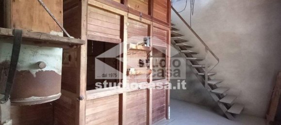 3 Schlafzimmer Haus in Dovera, Italy, Nr. 266847 33