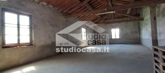 3 Schlafzimmer Haus in Dovera, Italy, Nr. 266847 32