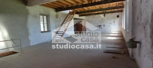 3 Schlafzimmer Haus in Dovera, Italy, Nr. 266847 31
