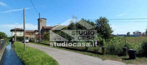 3 Schlafzimmer Haus in Dovera, Italy, Nr. 266847 57