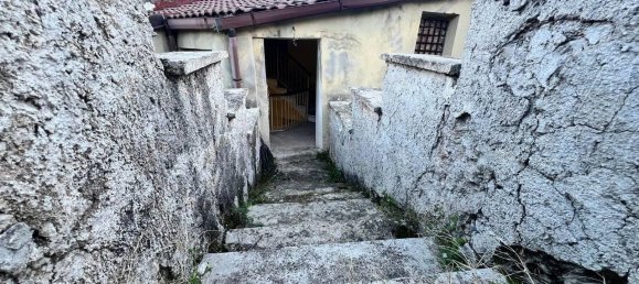 5 rooms House in Giffoni Valle Piana, Italy No. 27870 8