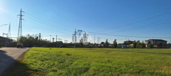  قطعة أرض في Magenta, Italy 11180متر مربع رقم 18047 5