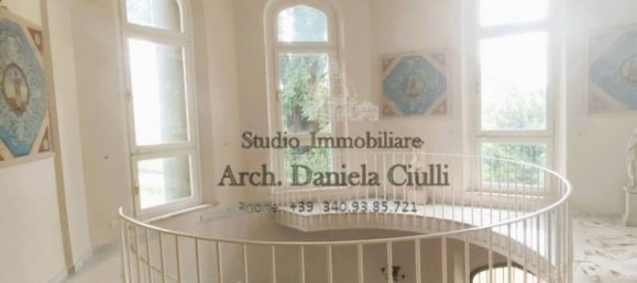 4 bedrooms Apartment in Florence, Italy No. 148001 27