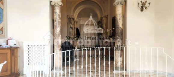 4 bedrooms Apartment in Florence, Italy No. 148001 16