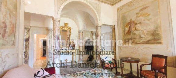 4 bedrooms Apartment in Florence, Italy No. 148001 23