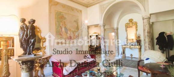 4 bedrooms Apartment in Florence, Italy No. 148001 21