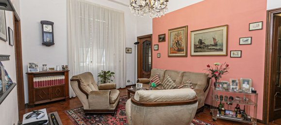 8 rooms Apartment in Genoa, Italy No. 299793 4