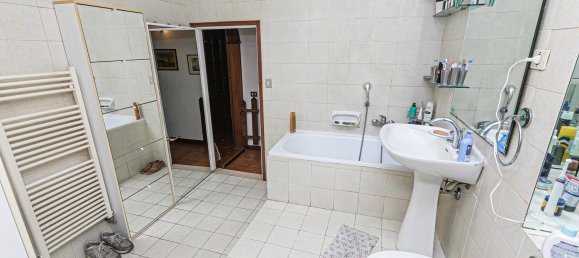 8 rooms Apartment in Genoa, Italy No. 299793 27