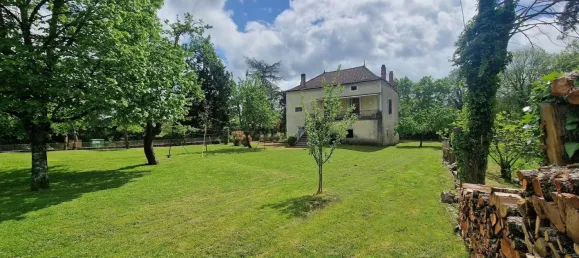 3 bedrooms House in Luzech, France No. 351917 2