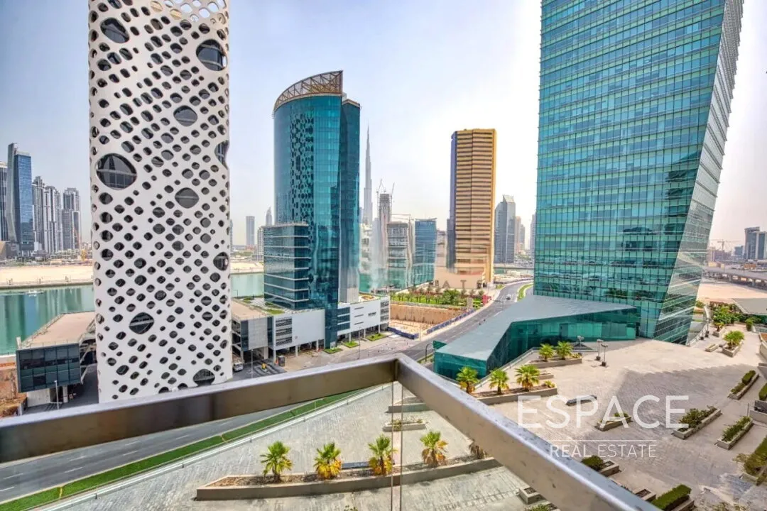 Квартира с 1 спальней в Бизнес-Бэй, ОАЭ № 106033