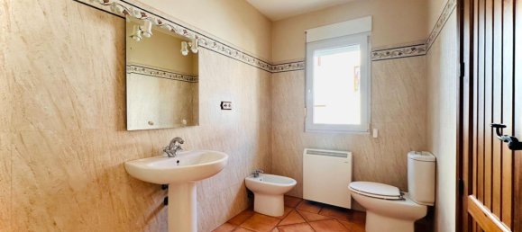 4 غرف نوم منزل في Granada, Spain رقم 146028 28