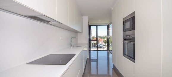 3 Schlafzimmer Wohnung in Oeiras, Portugal, Nr. 133698 3