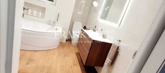 Apartamento de 2 dormitorios en Saint Paul's Bay, Malta No. 8120 13