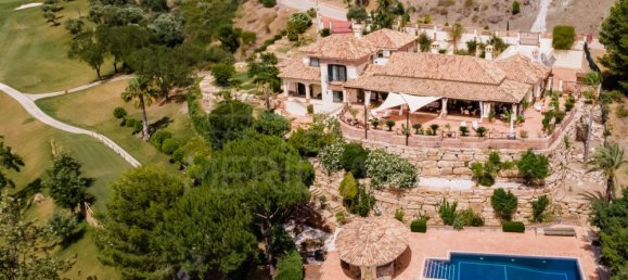 Вилла с 4 спальнями в Малага, Испания № 105446 2