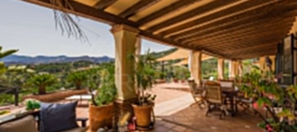 Вилла с 4 спальнями в Малага, Испания № 105446 62