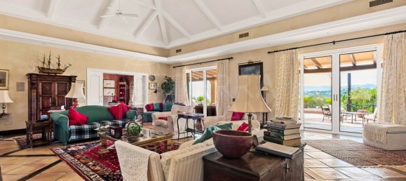 Вилла с 4 спальнями в Малага, Испания № 105446 3