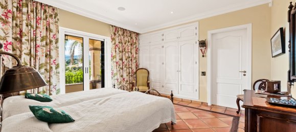 Вилла с 4 спальнями в Малага, Испания № 105446 32