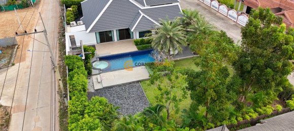 250m² House in Pattaya, Thailand No. 27423 2