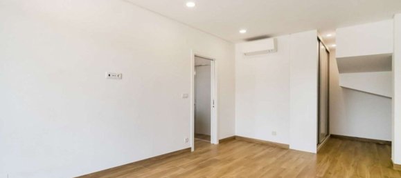 3 bedrooms House in Mexilhoeira Grande, Portugal No. 121372 6