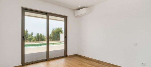 3 bedrooms House in Mexilhoeira Grande, Portugal No. 121372 25