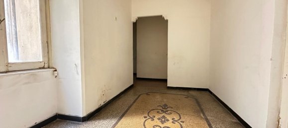 6 bedrooms Apartment in Genoa, Italy No. 325159 3