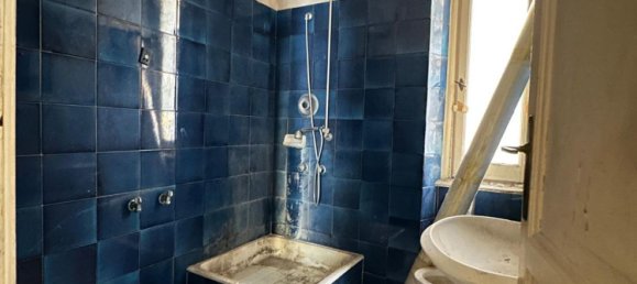 6 bedrooms Apartment in Genoa, Italy No. 325159 16