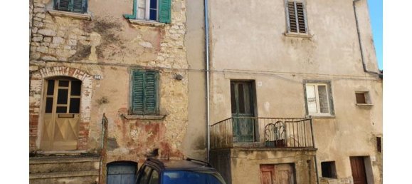 5 rooms House in Castropignano, Italy No. 319670 5