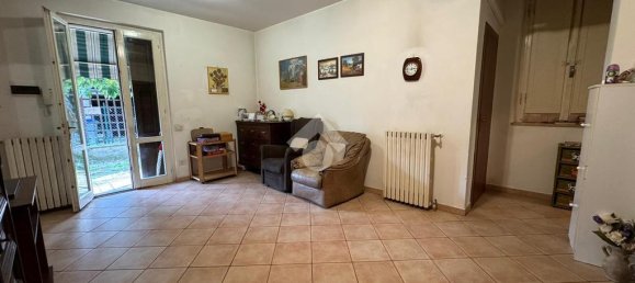 4 Schlafzimmer Haus in Spello, Italy, Nr. 73321 7