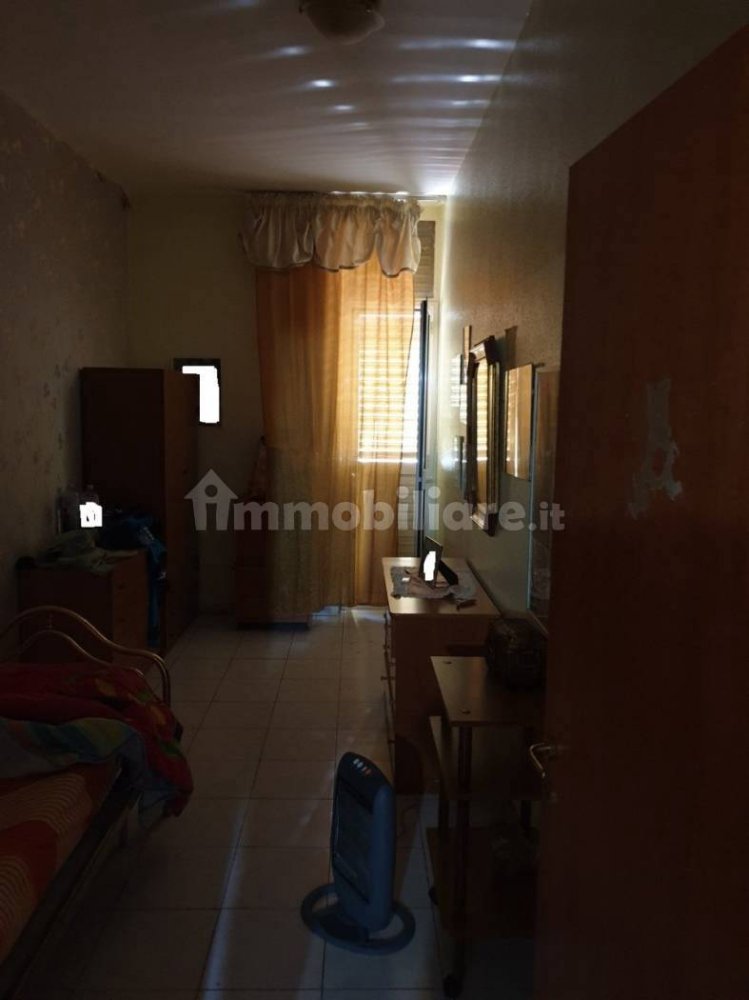 3 rooms Apartment in Catania, Italy No. 370233