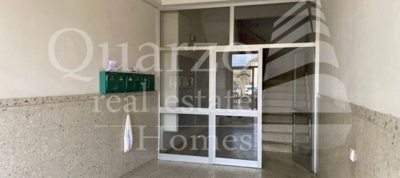 Apartamento de 4 dormitorios en Segovia, Spain No. 28552 30