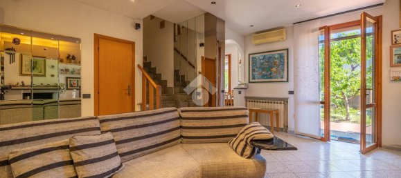 5 rooms House in Cervia, Italy No. 80181 4